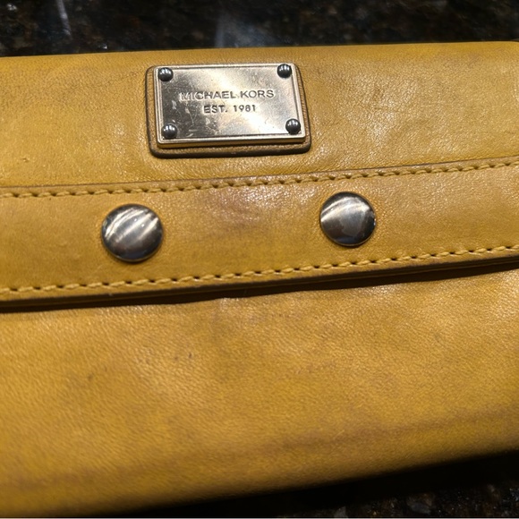 Michael Kors Yellow Stud Wallet - Picture 3 of 12